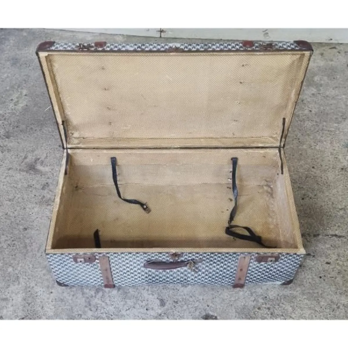 Travel Trunk KAS1225 - Image 3