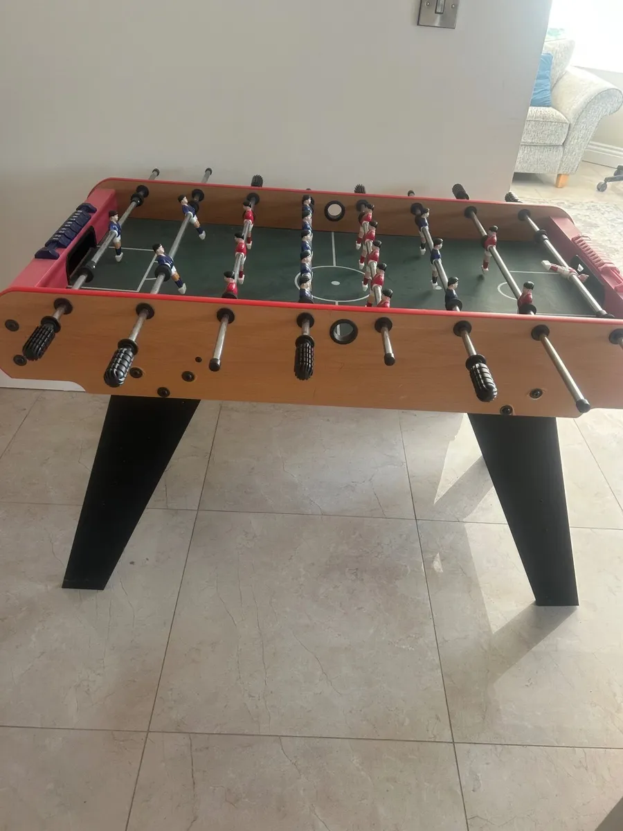Football table - Image 1