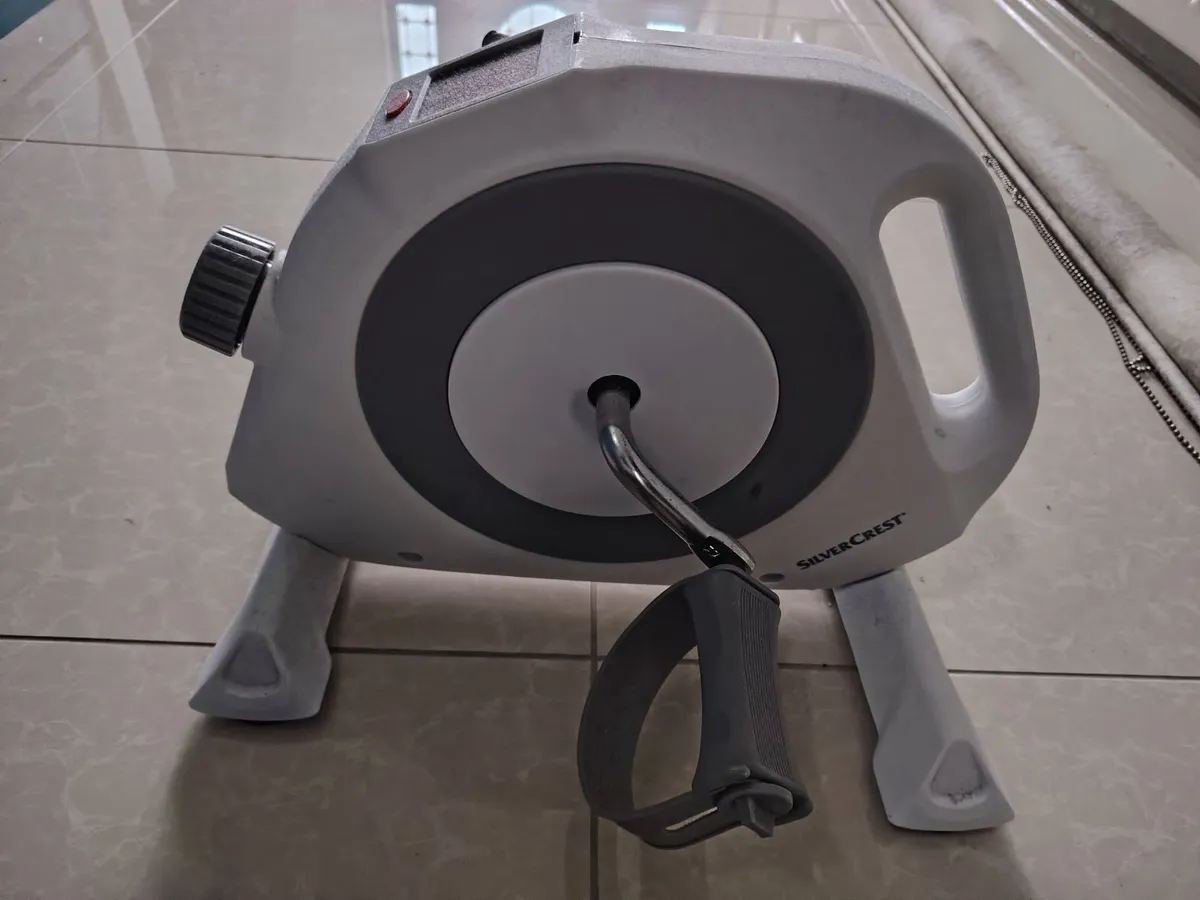 Exercise machine - Image 2