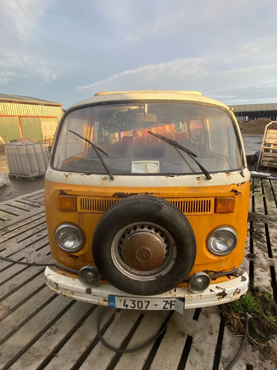 VW T2 Camper (pop top roof) - Image 1
