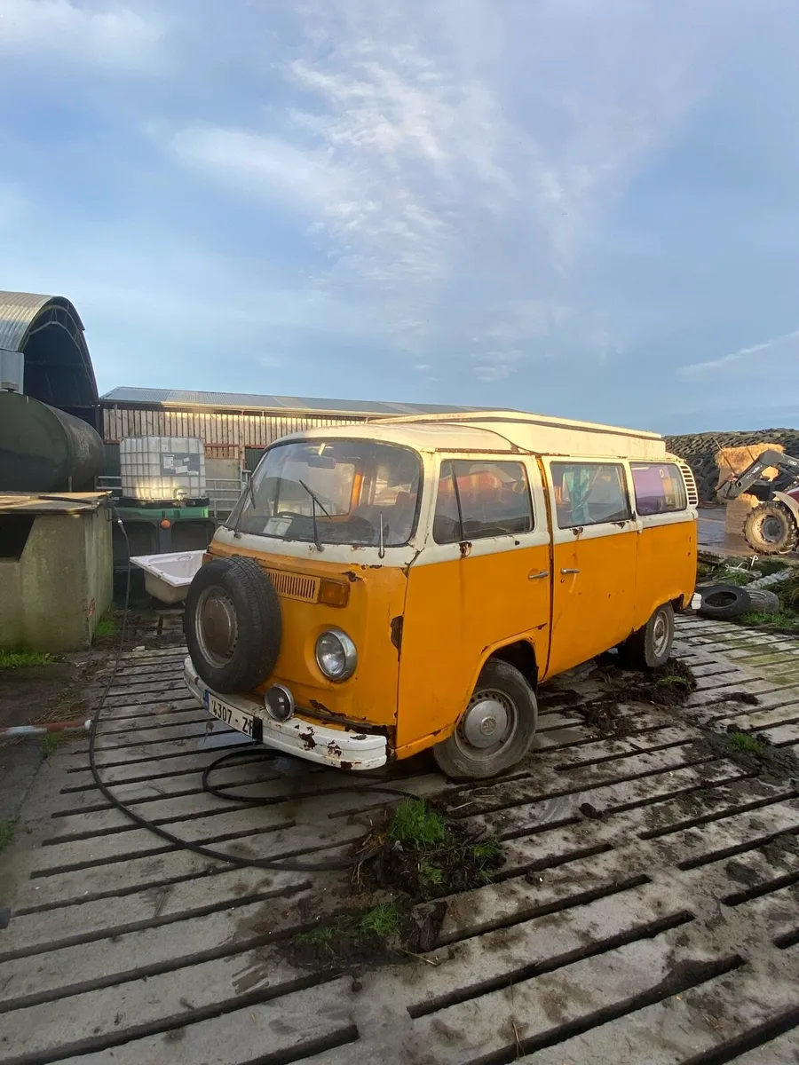 VW T2 Camper (pop top roof) - Image 2