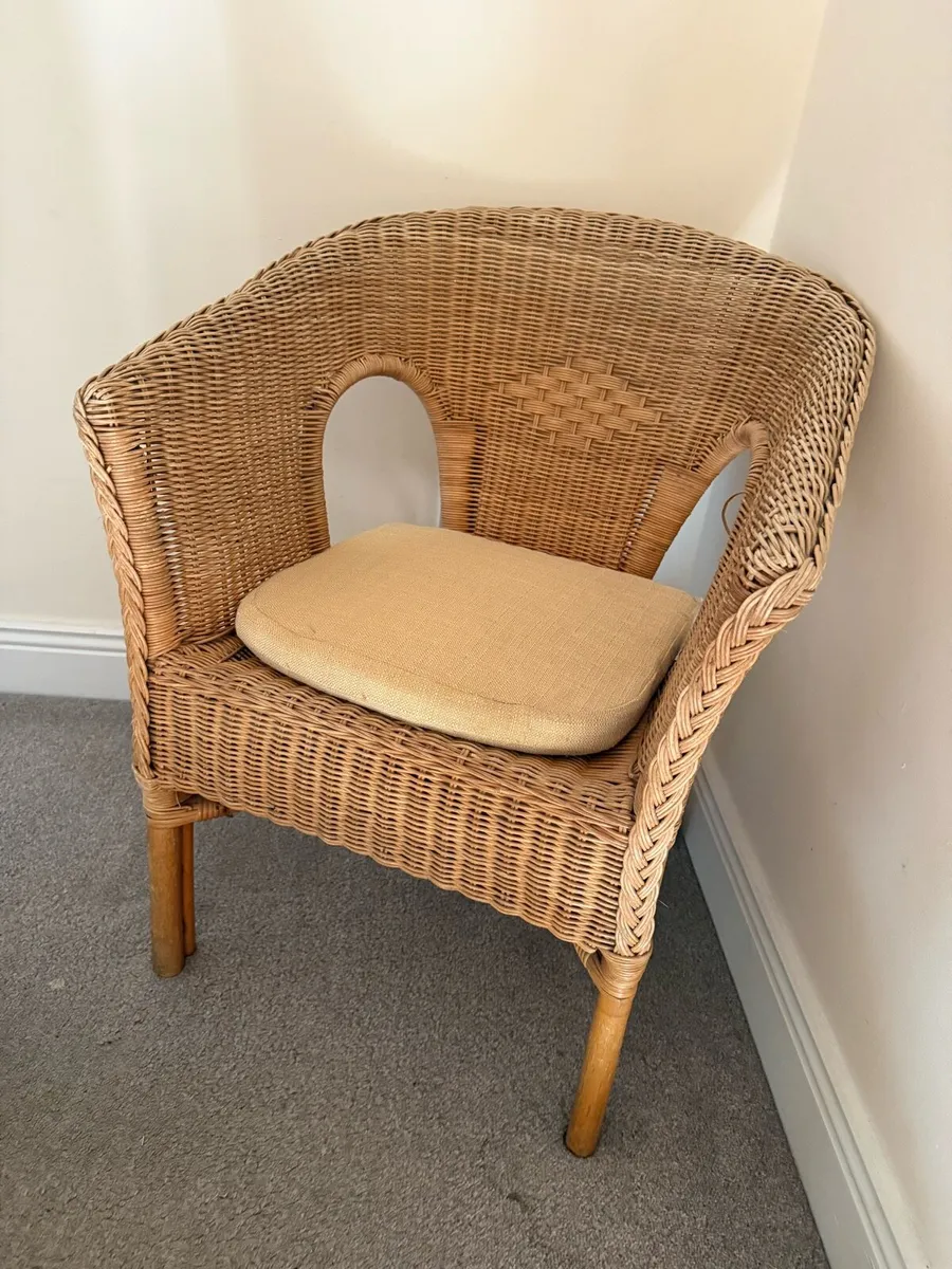 Wicker chair