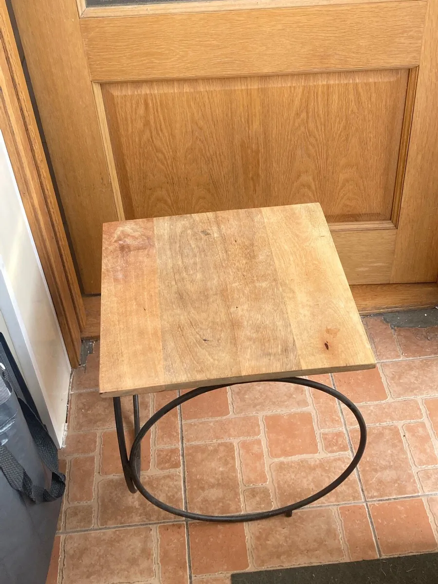 Side table for free - Image 1