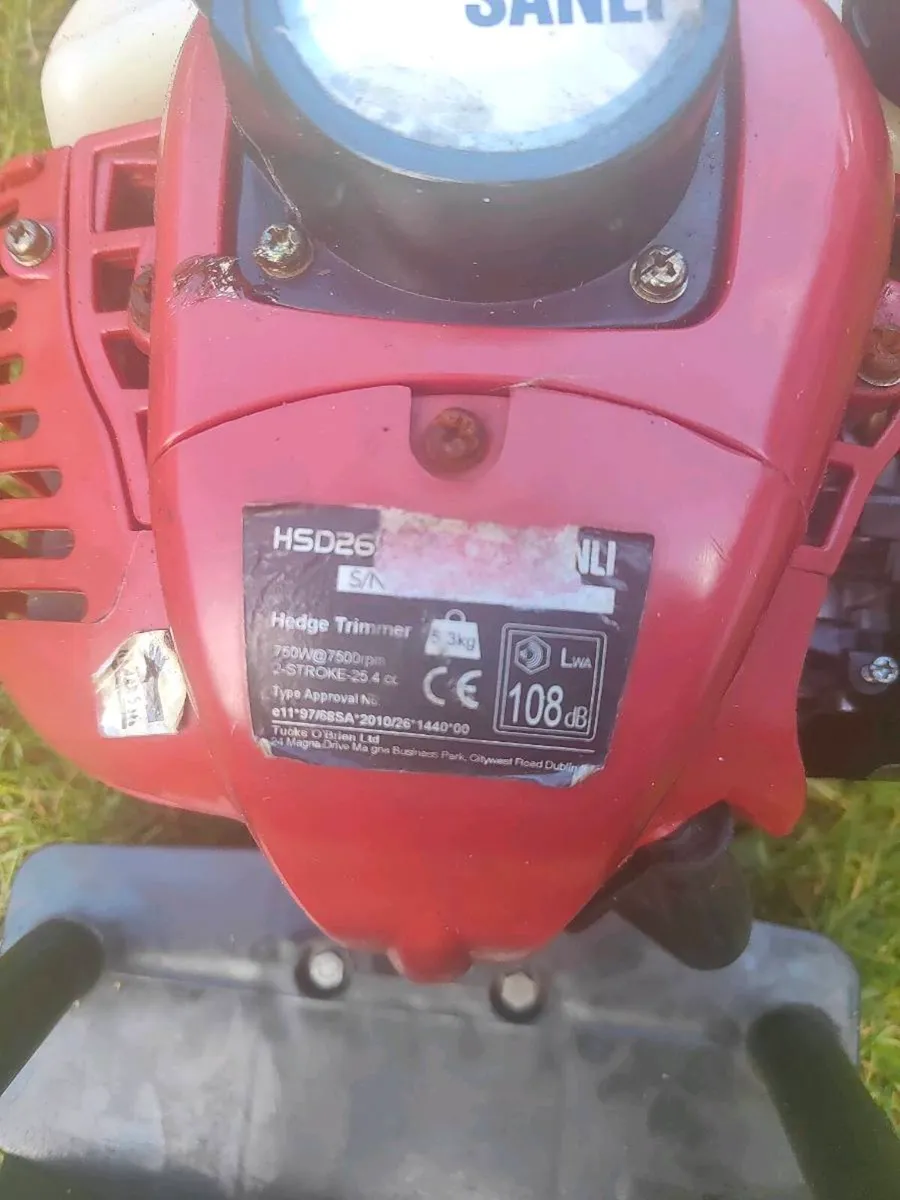 Hedge trimmer - Image 2