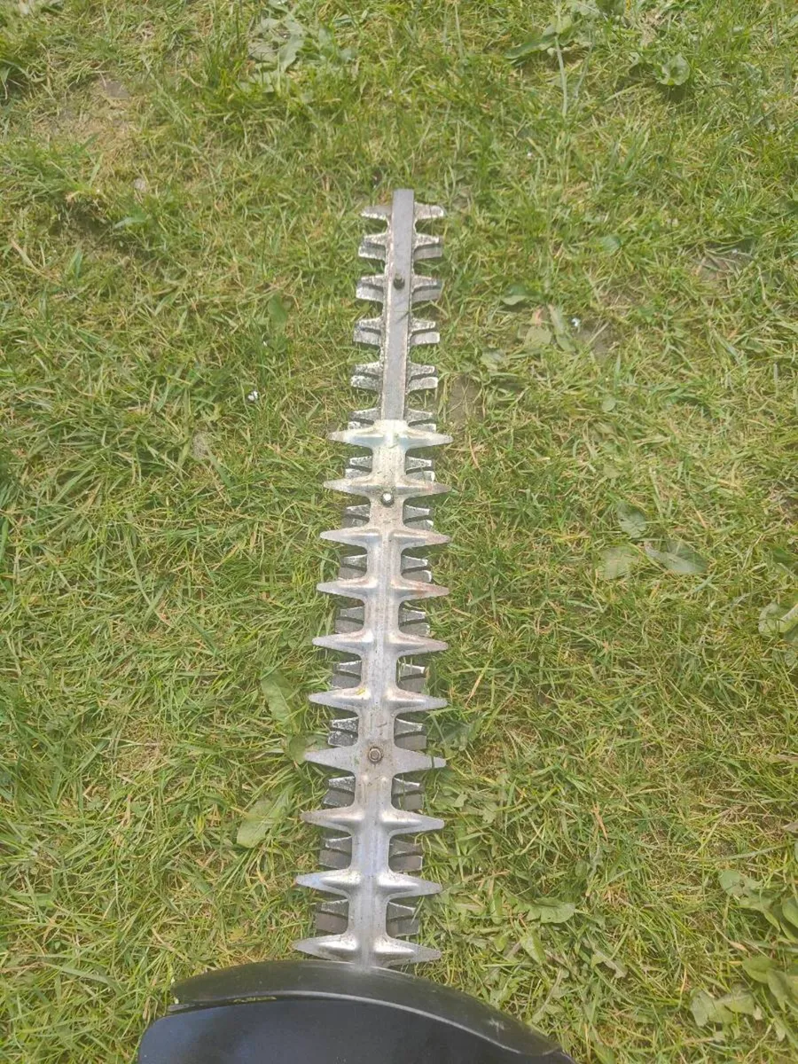 Hedge trimmer - Image 4