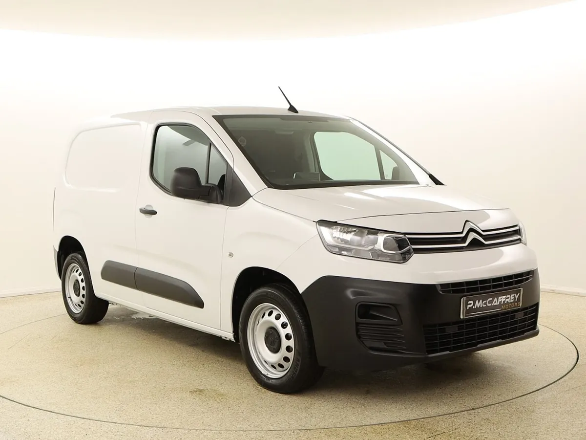 2022 Citroen Berlingo 1.5 HDI Enterprise 3 seater - Image 1