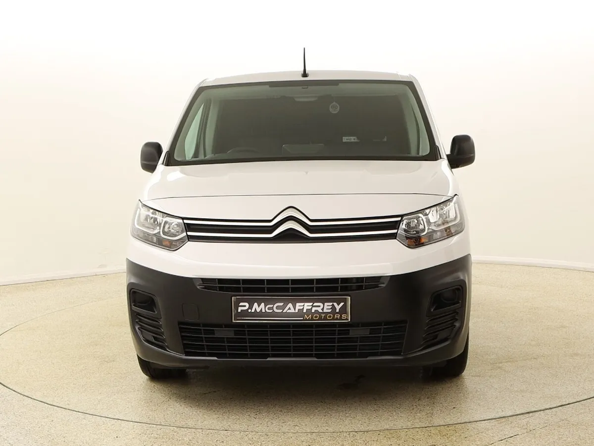 2022 Citroen Berlingo 1.5 HDI Enterprise 3 seater - Image 2
