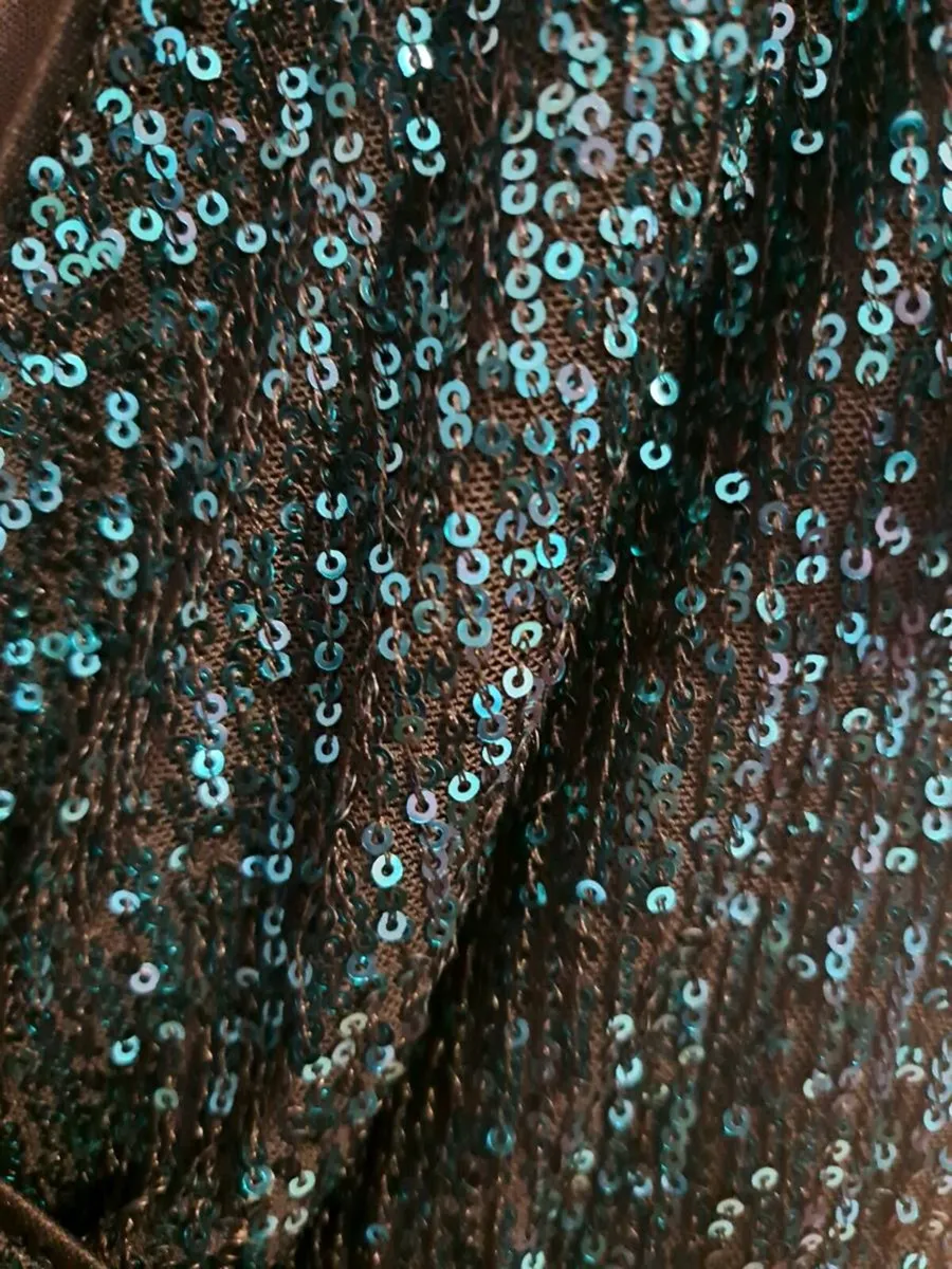 Quiz sequin dress
Midi length - Image 4