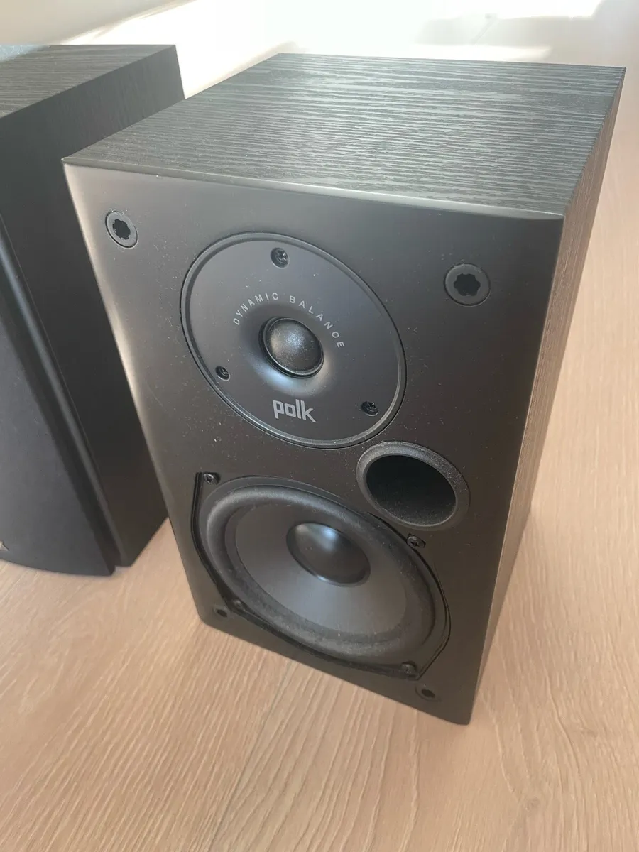 Polk T15 Bookshelf Speakers - Image 2