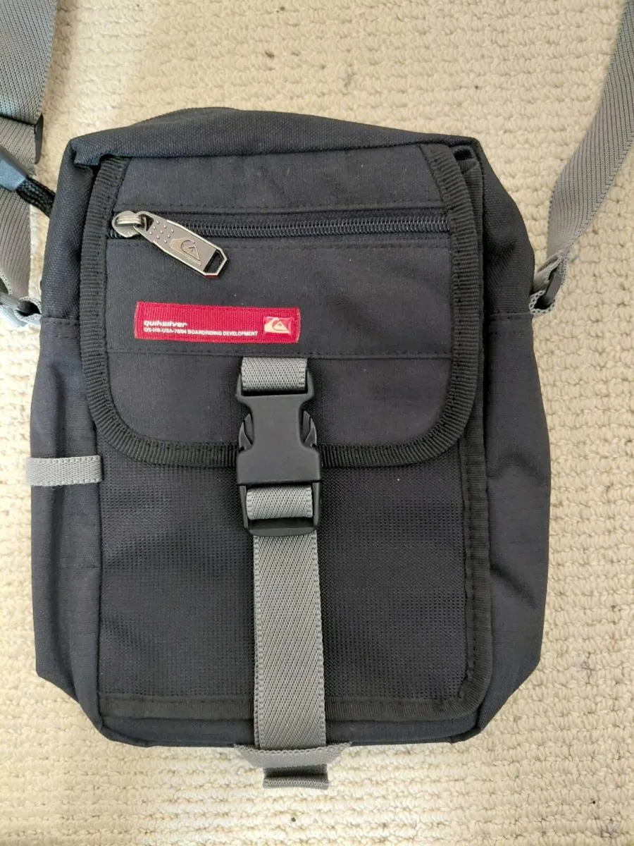 QuikSilver shoulder bag - Image 2