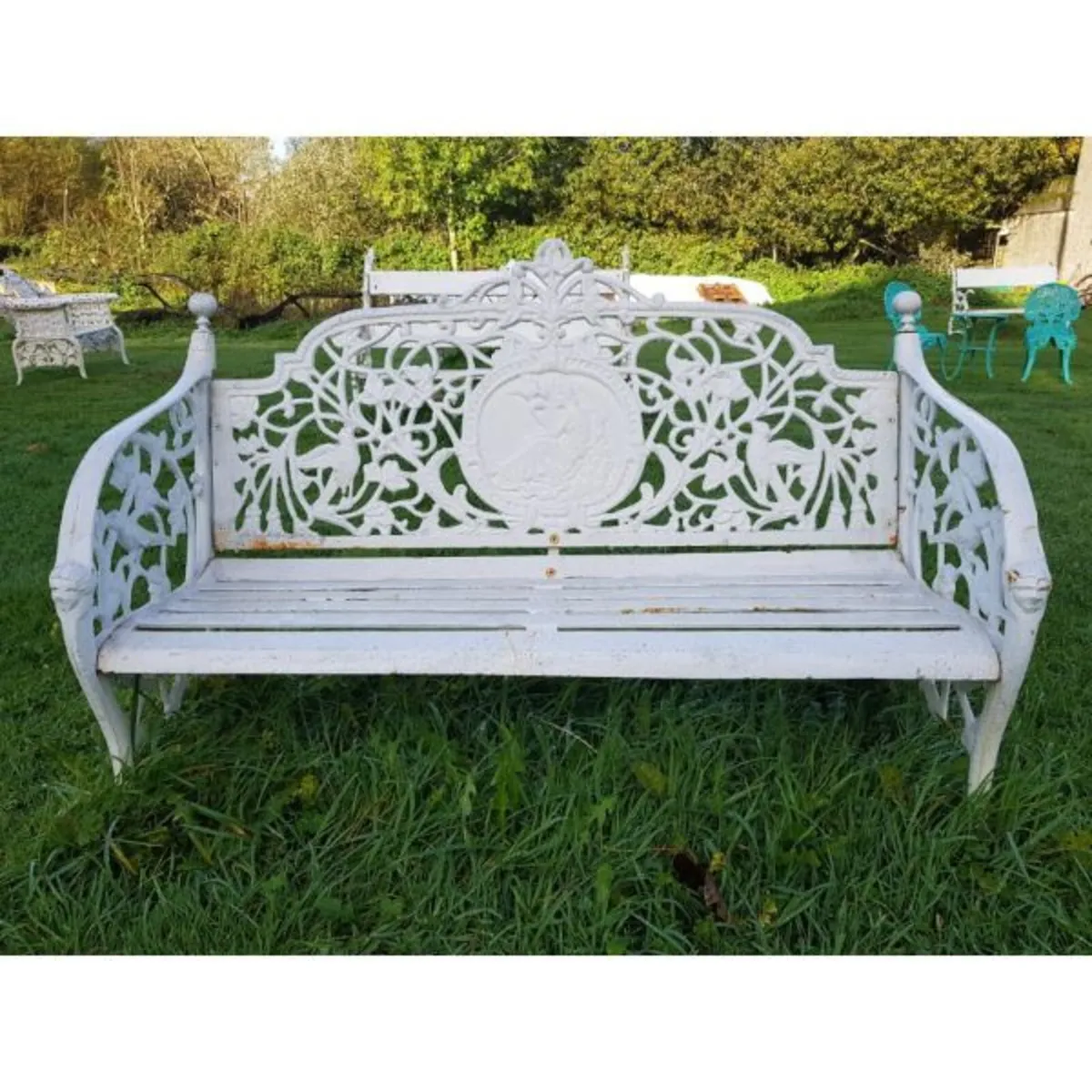 Bench – Cast Iron Lady – D822 - Image 3