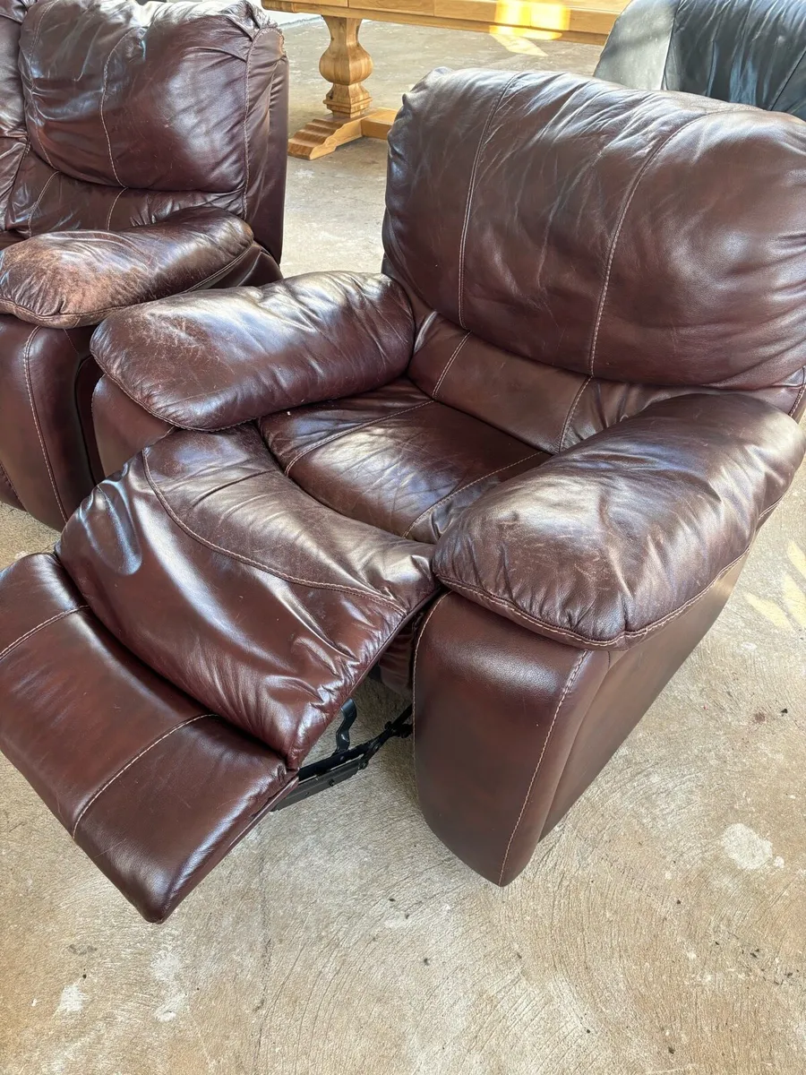 Sofa and chair - Image 2