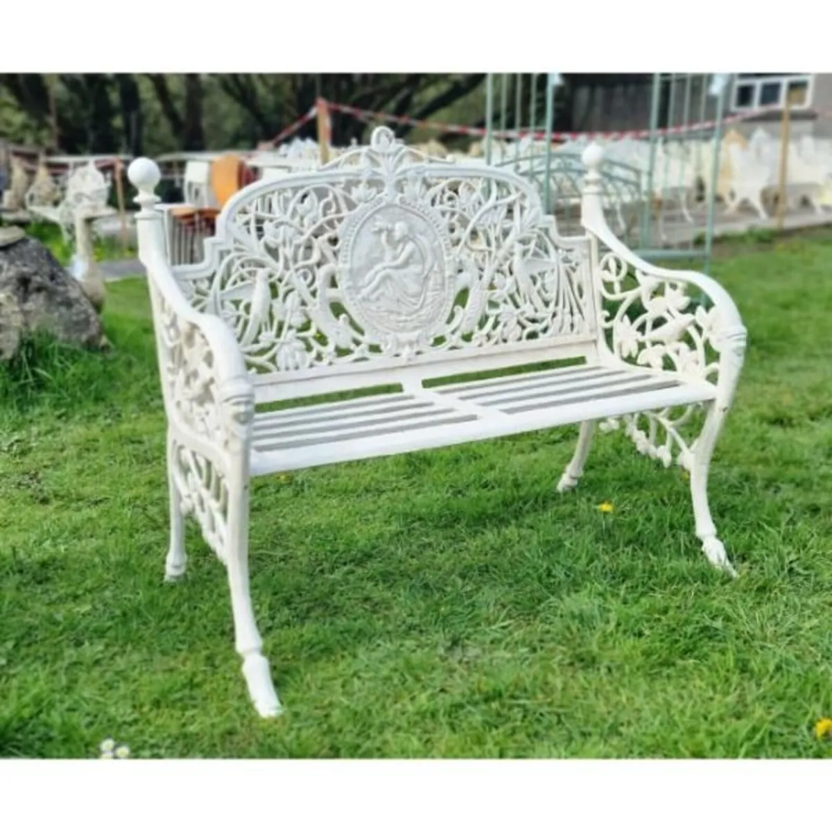 Bench – Cast Iron Lady – Small – H30 - Image 1