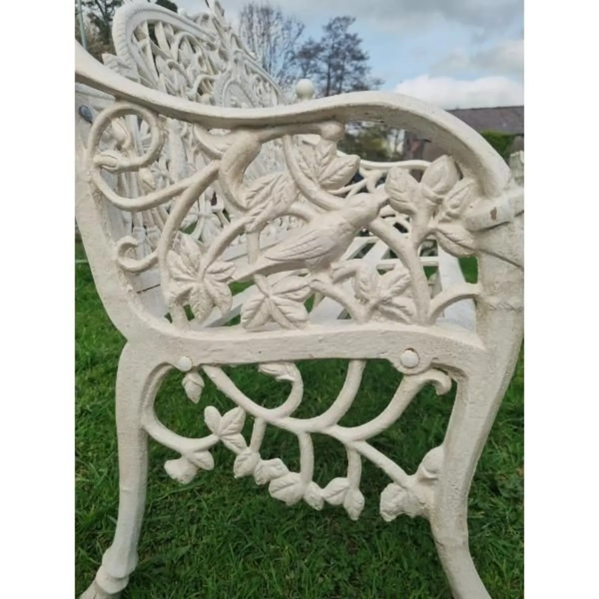 Bench – Cast Iron Lady – Small – H30 - Image 4