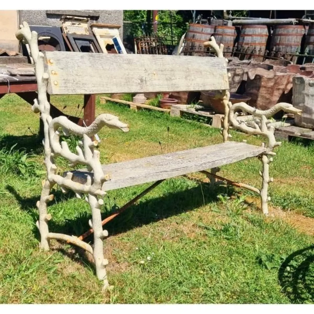 Bench Cast Iron and Timber Ornate Ends H23 - Image 1