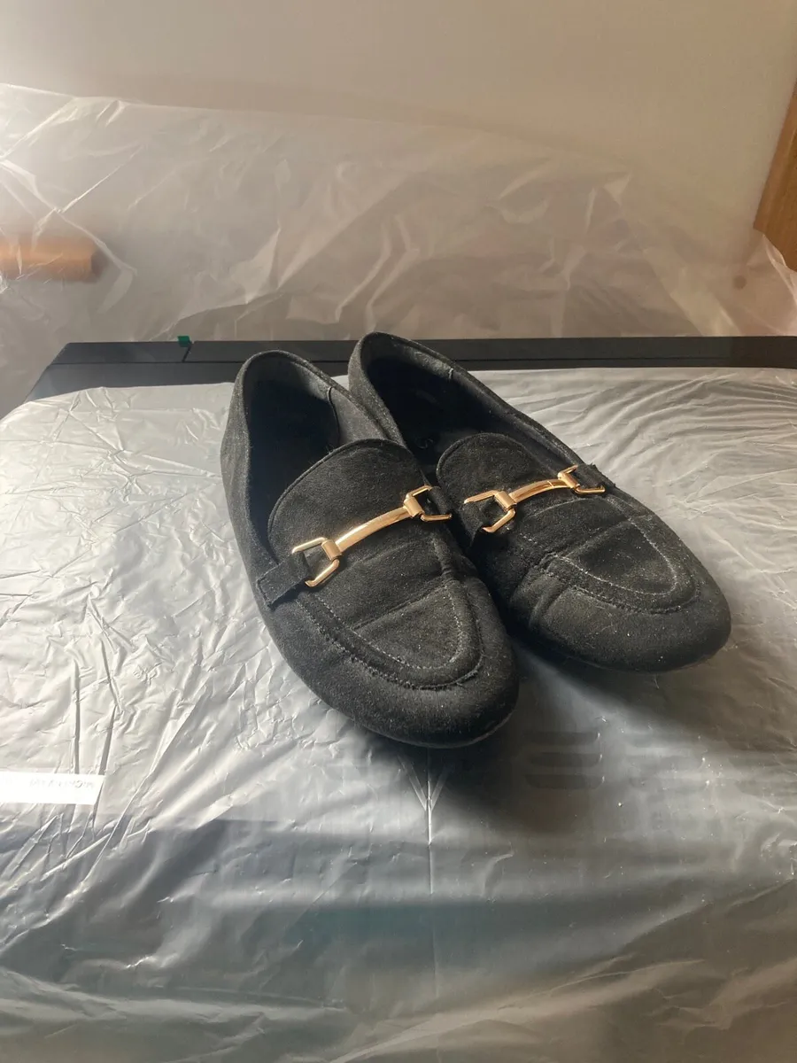 Shoes for sale - Image 2