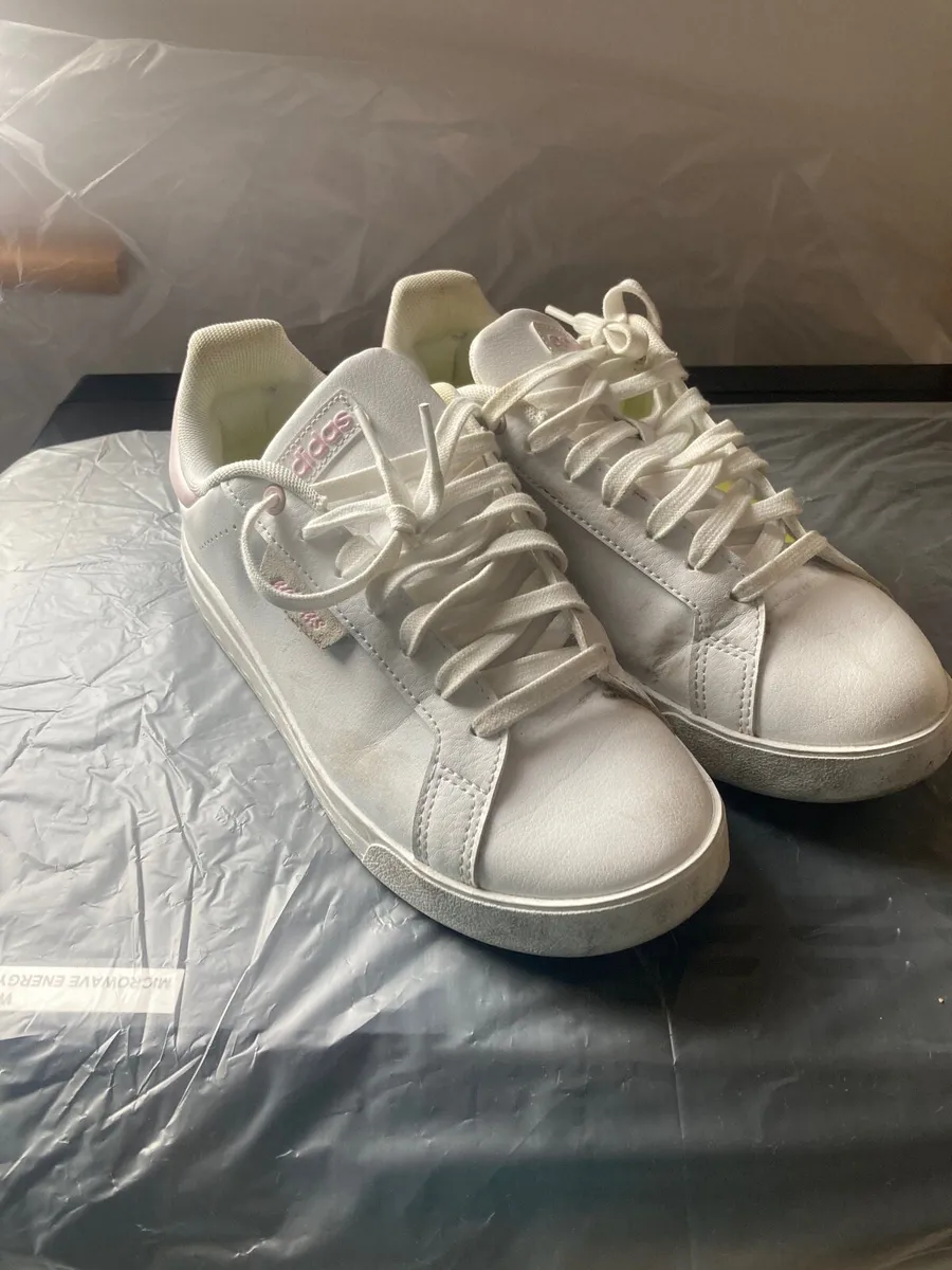 Shoes for sale - Image 3