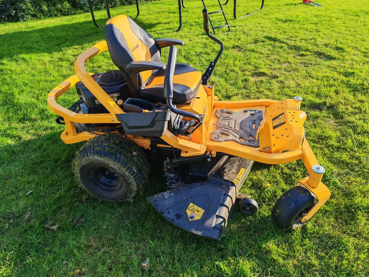 Cub Cadet XZ5 Ultima - Image 2