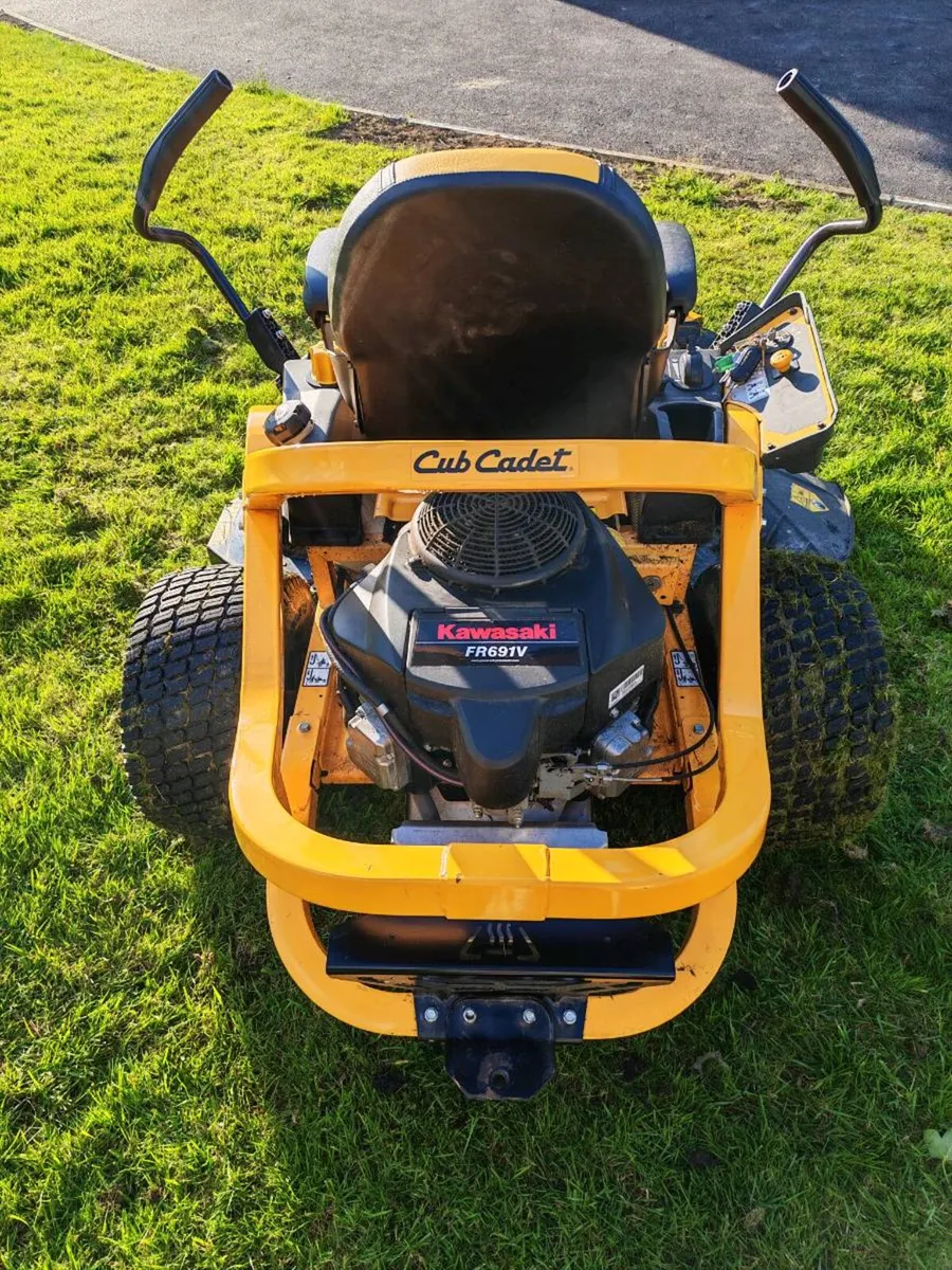 Cub Cadet XZ5 Ultima - Image 4