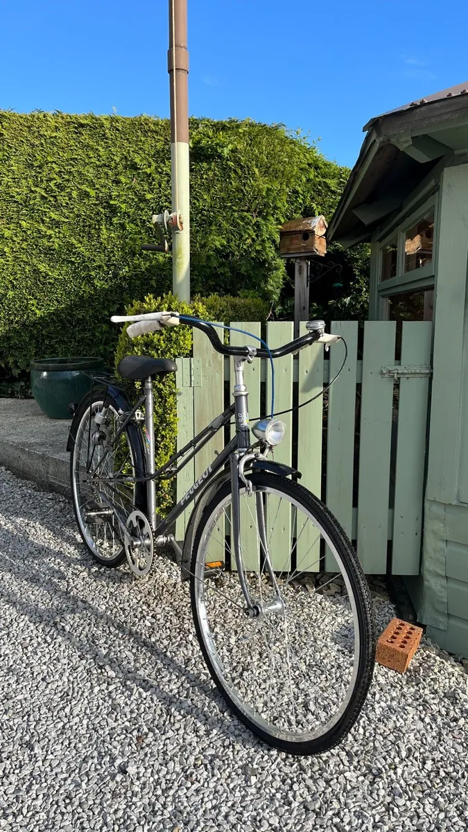 Peugeot Valencay Vinage 1970's Ladies Bike - Image 1