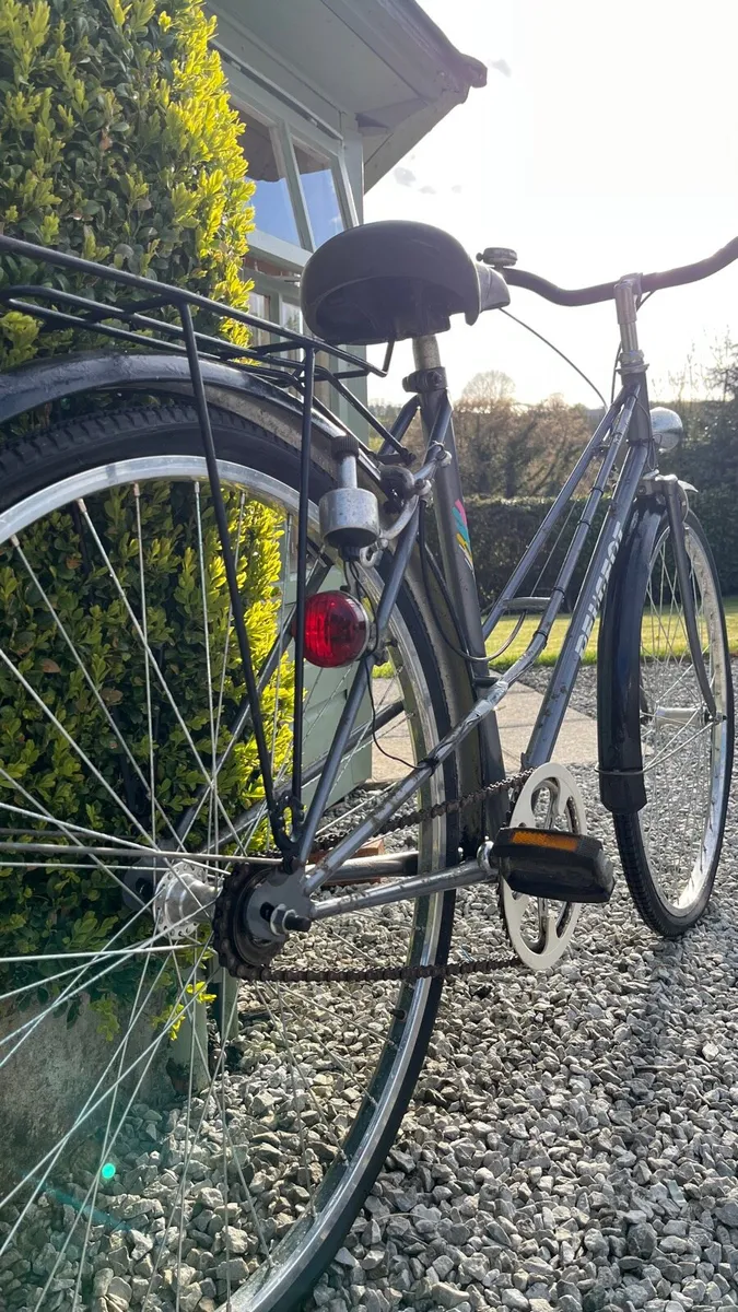 Peugeot Valencay Vinage 1970's Ladies Bike - Image 2