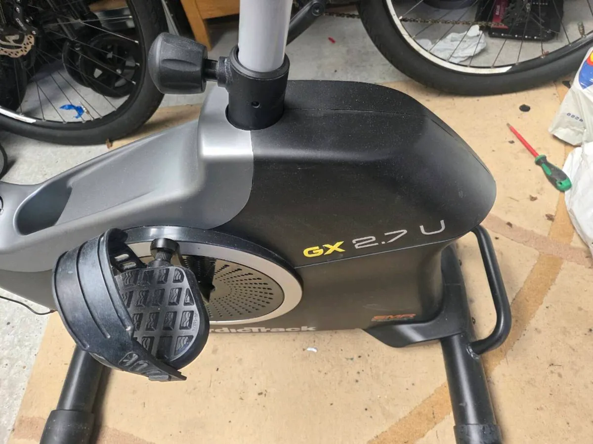 Exercise bike - Image 3