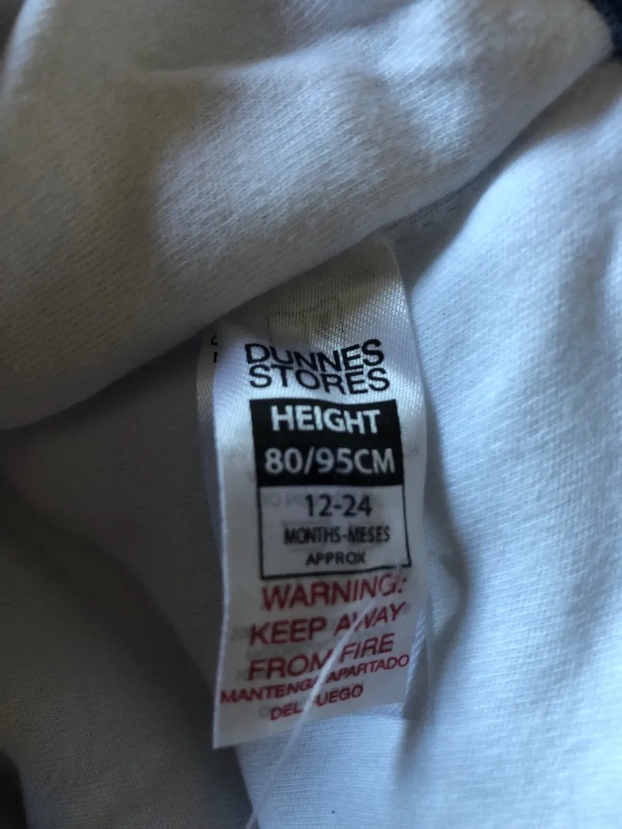 Boys sleeping bag 12/18 mths €6 - Image 3