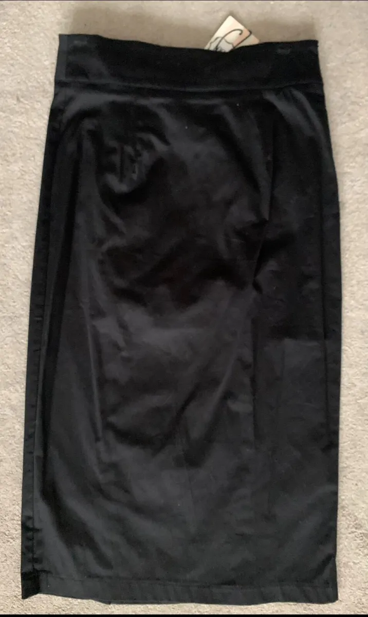 NEW Black mid-length pencil skirt by Joanie - Image 1