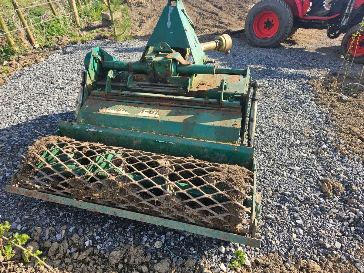 Major stone burier - Image 2