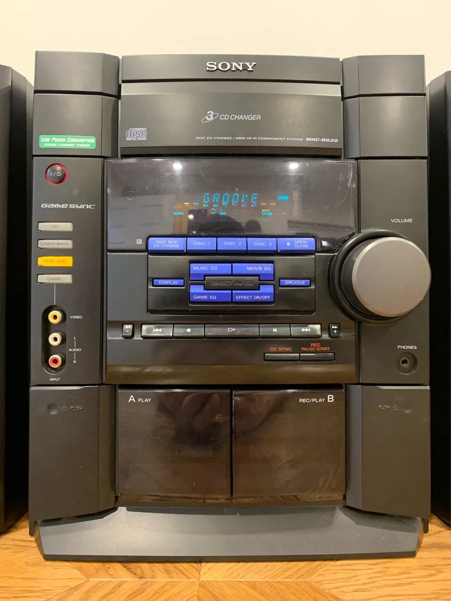 Sony MHC-RG 20 Hi-Fi shelf stereo system - Image 2