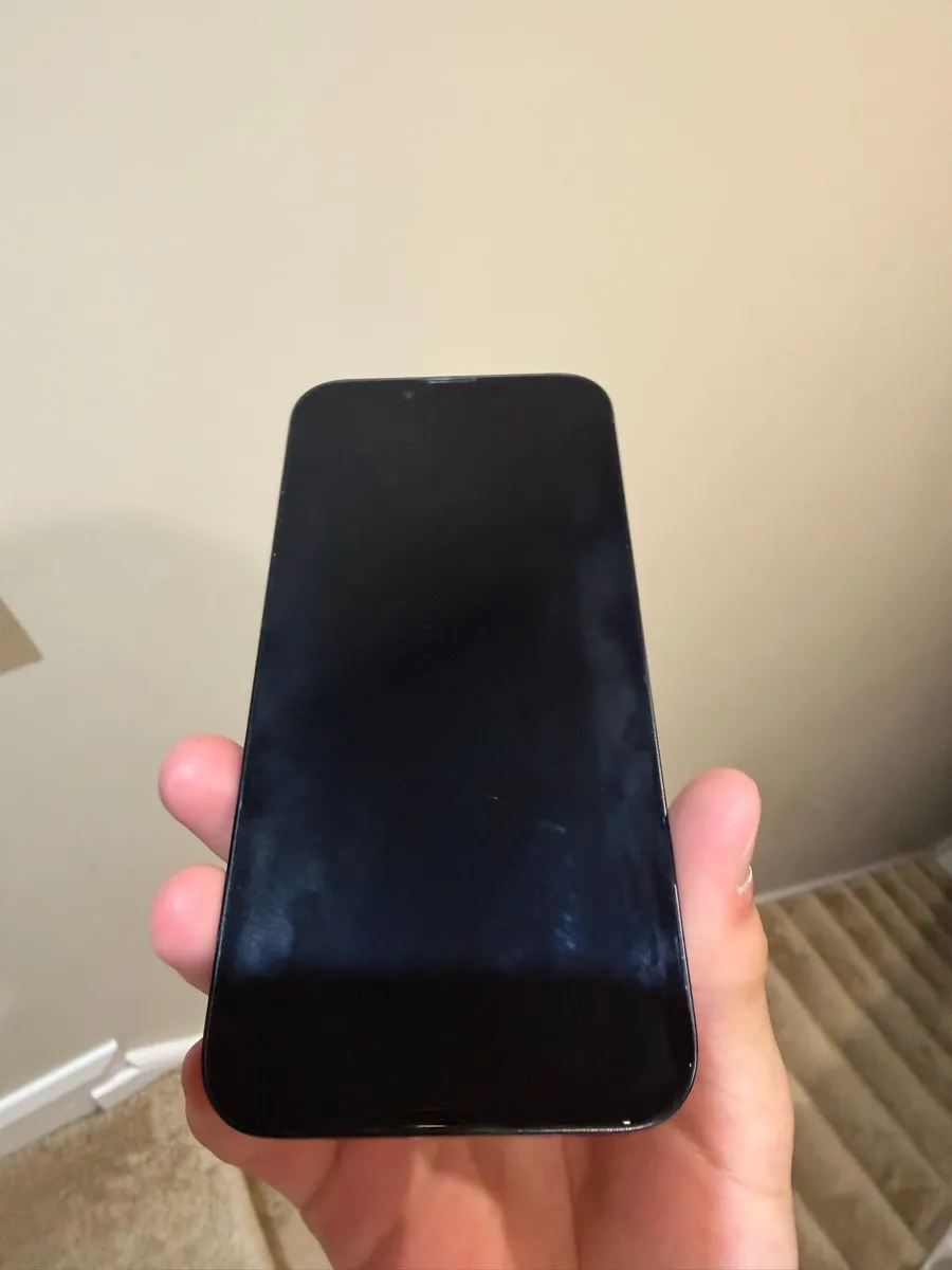 iPhone 14 256GB great condition - Image 2