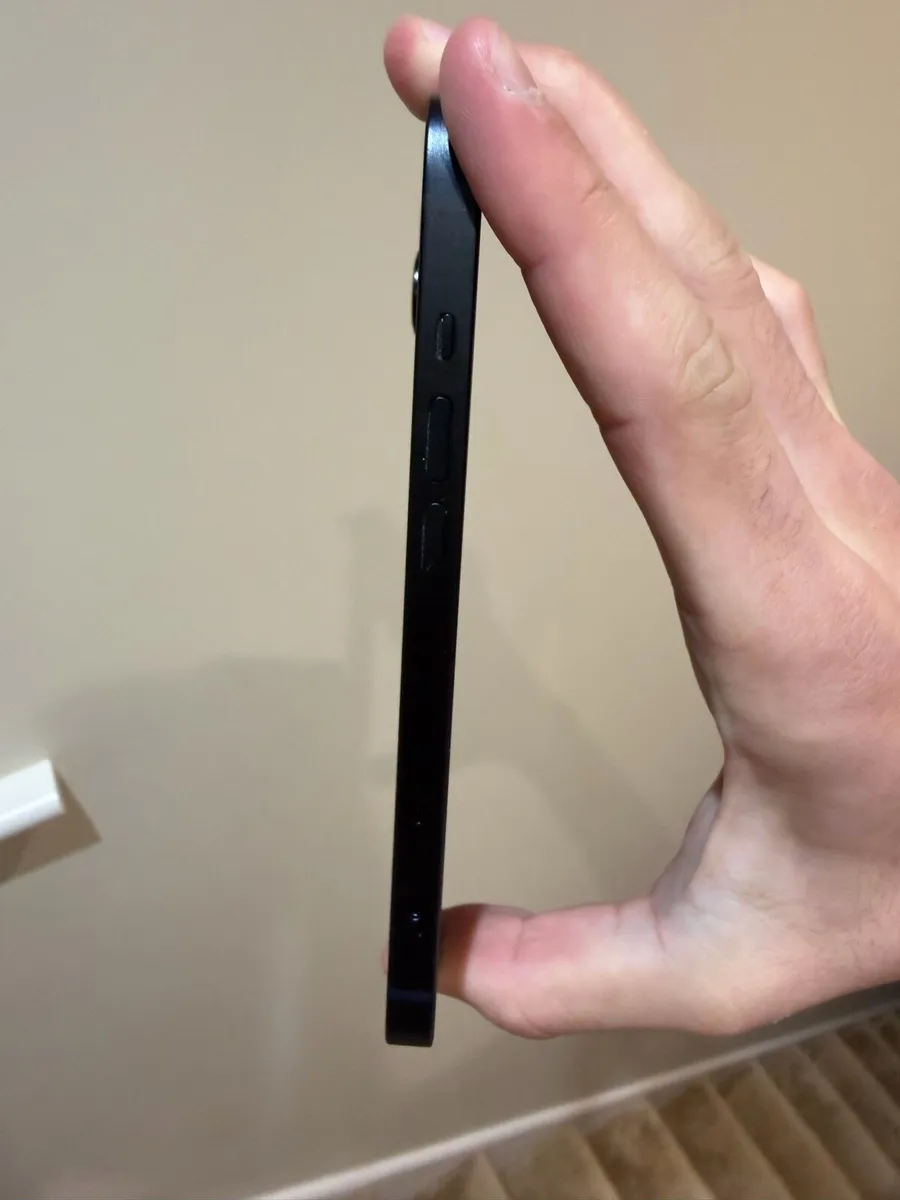 iPhone 14 256GB great condition - Image 3