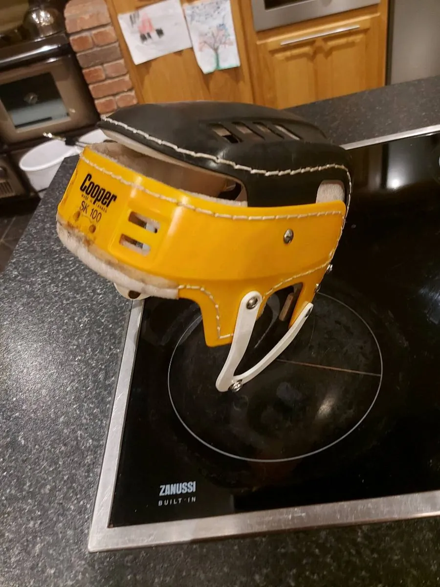 Old style mint condition - Image 2