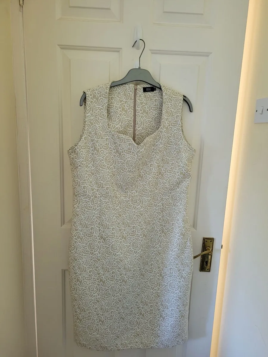 Womens Dress Size 16 - Image 4