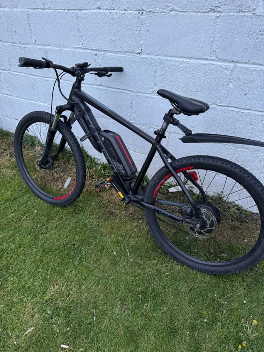 Carrera Vengeance Electric Bike - Image 1