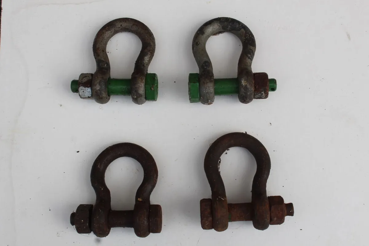 Heavy Duty Shackles with Safety Bolt + Nut – Lot A