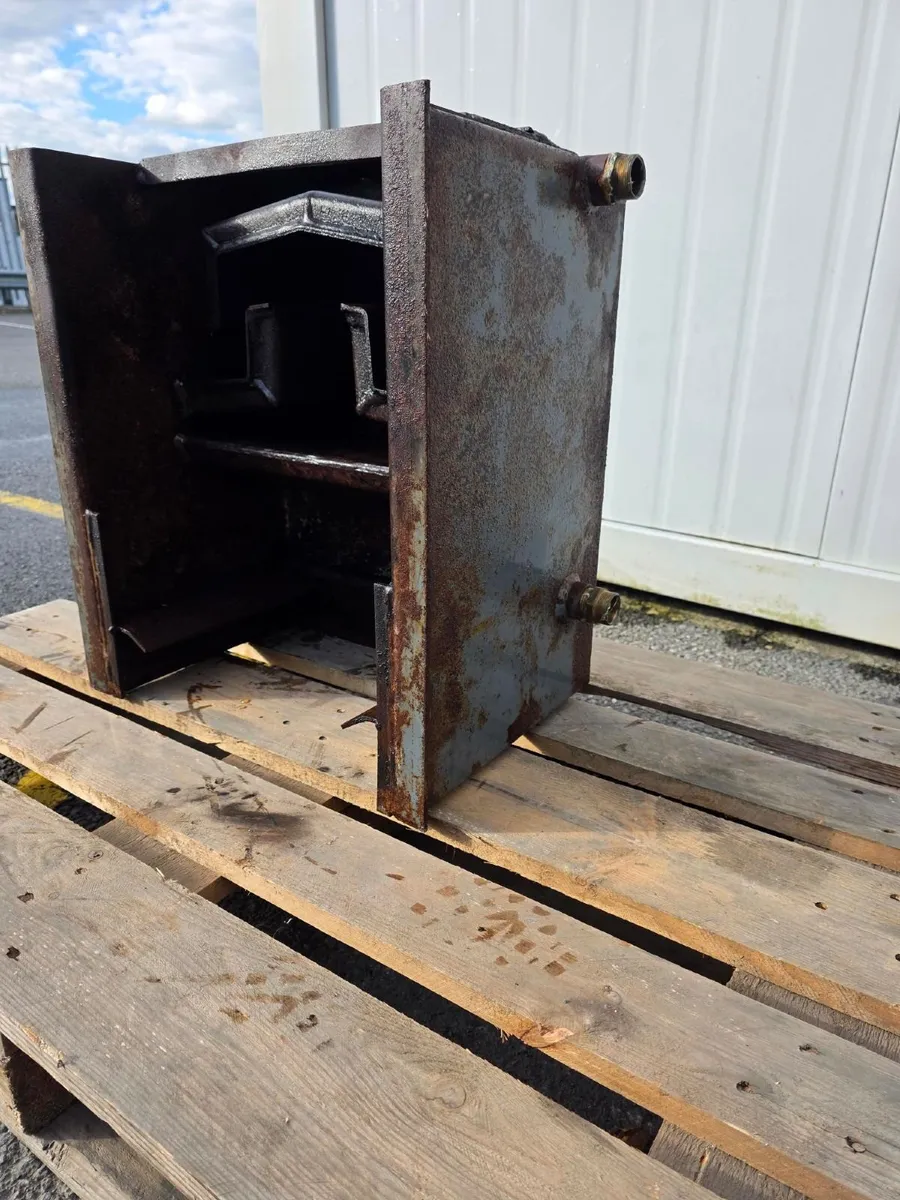 Back Boiler 16" - Image 4