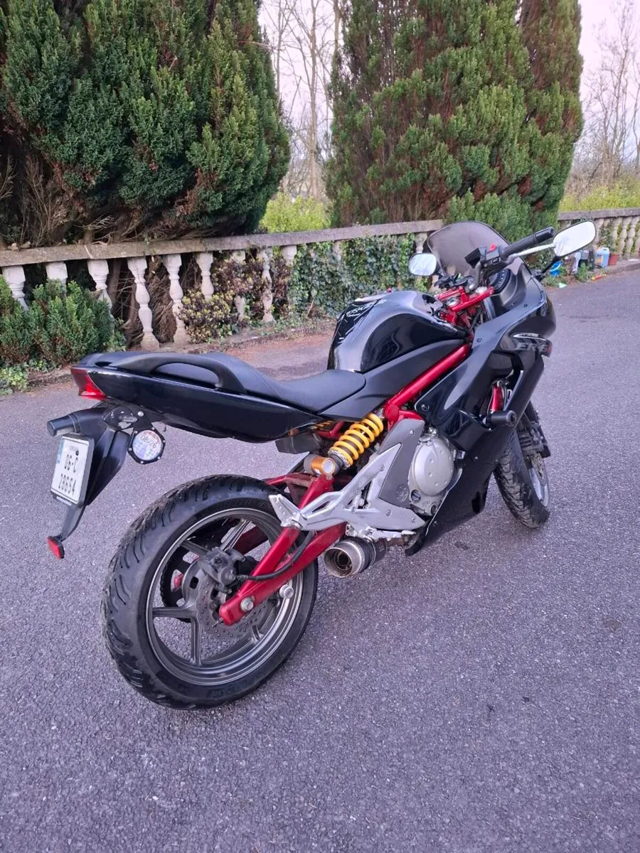 Kawasaki ER6F - Image 3