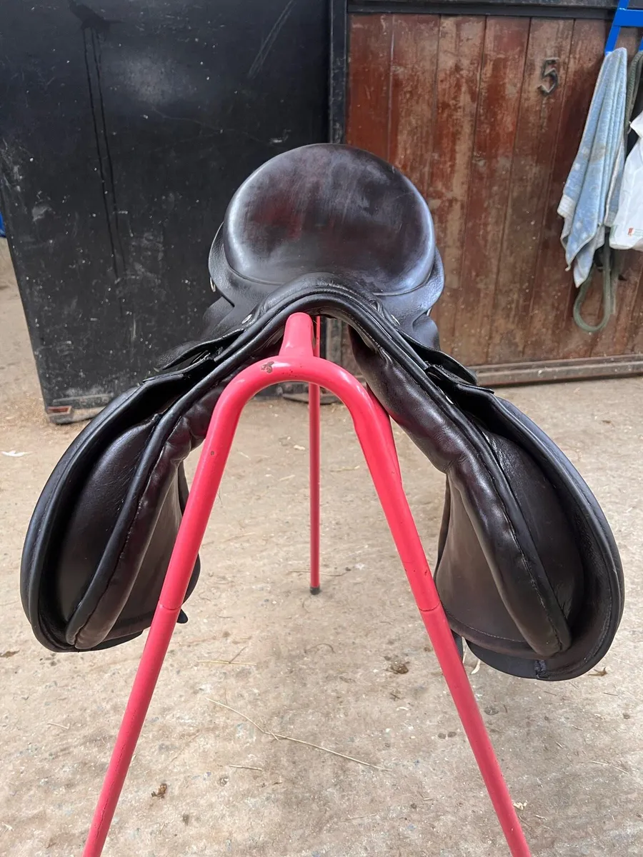 Berney Bro saddle - Image 4