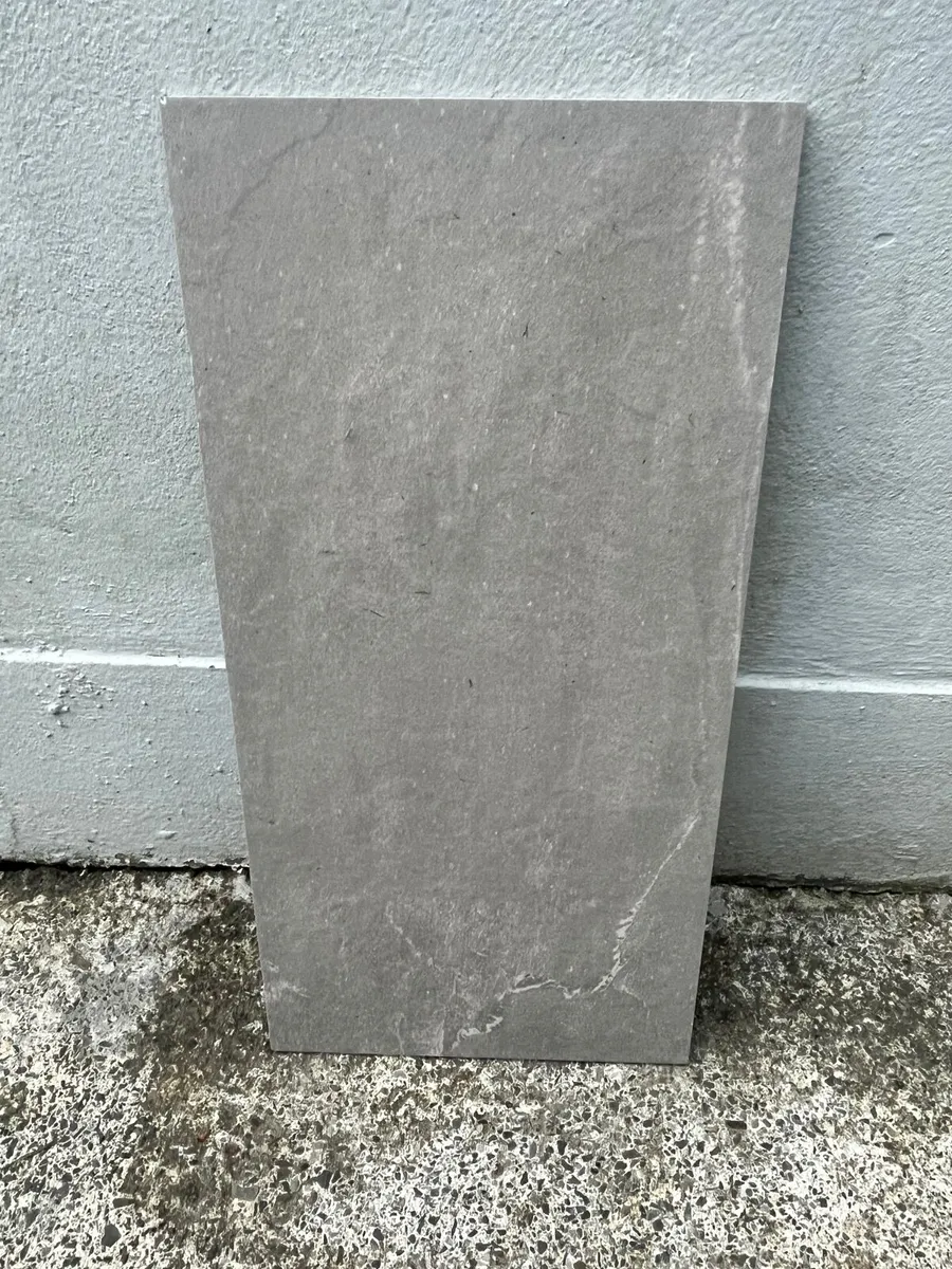 Floor tiles (3 Sqm) - Image 1