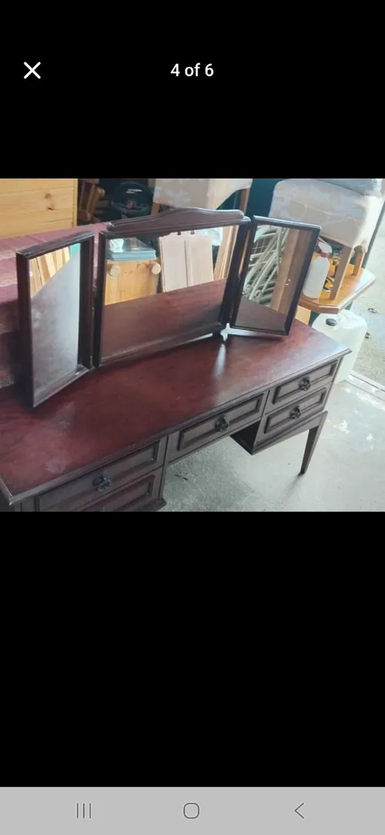 Vintage Stag dressing table - Image 1