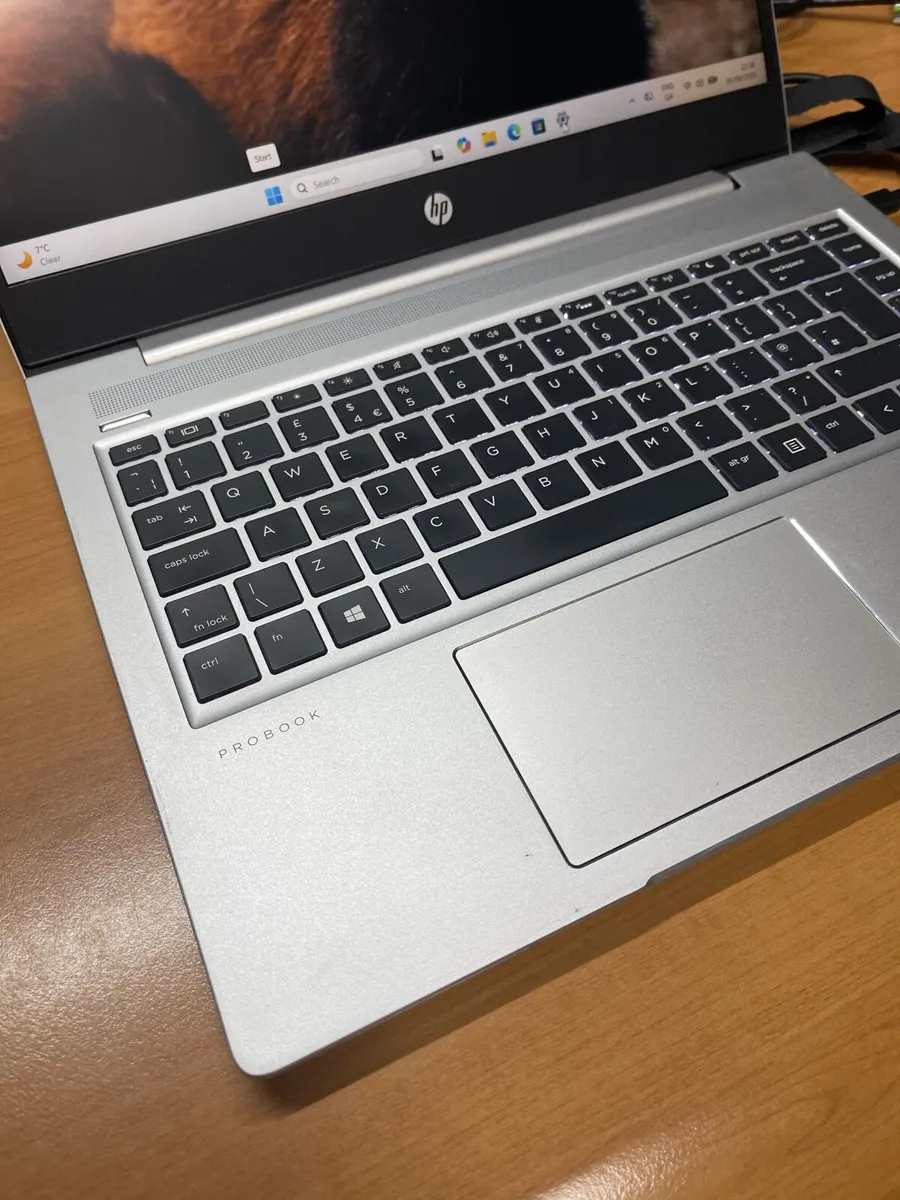 Hp laptop i5 pro 10gen 8/256 w11 - Image 3