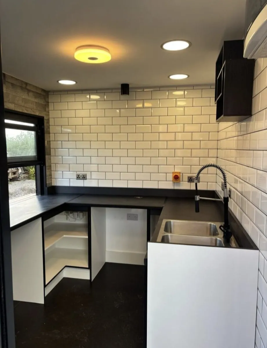 Coffee kiosk - Image 2