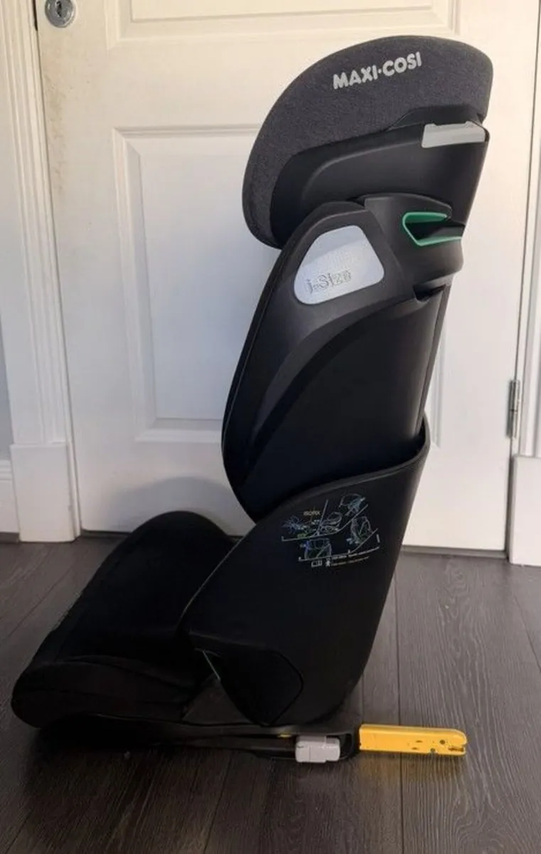 Maxi Cosi Kore I-size Black ISO-Fix 3.5 to 12 yrs - Image 3