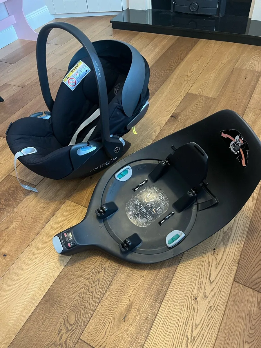 Cybex cloud z I size car seat and base