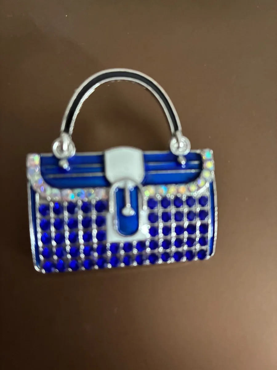 Jewellery - Image 1