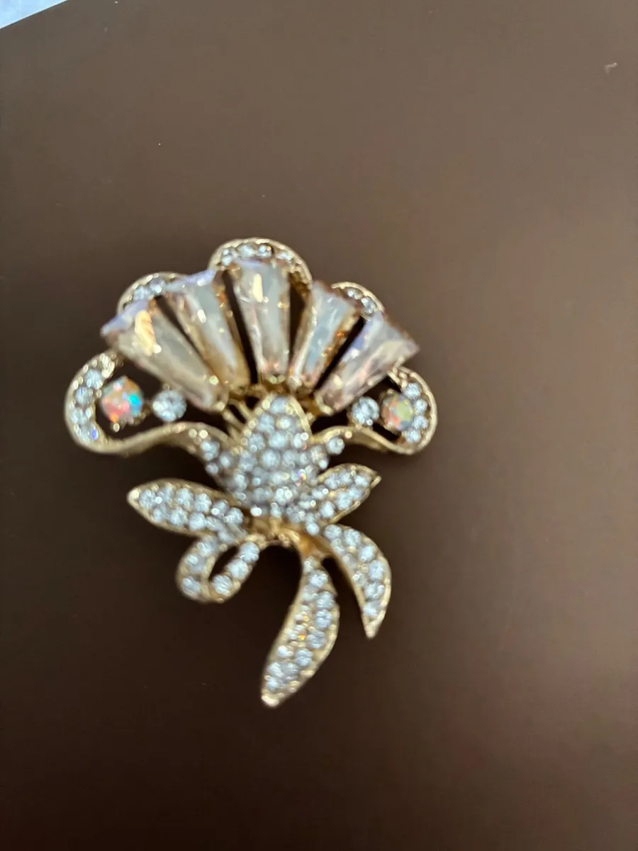 Jewellery - Image 1