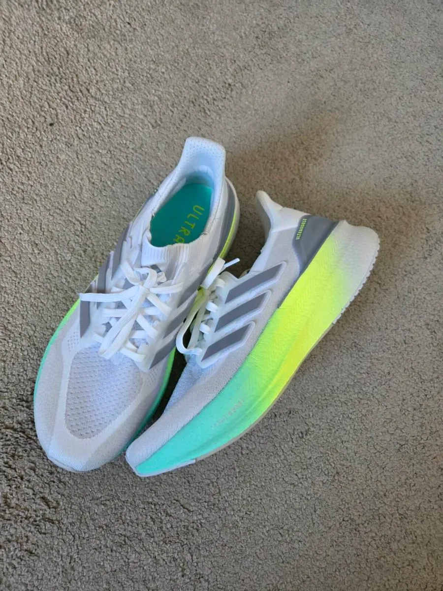Adidas Ultraboost 5 - Image 2