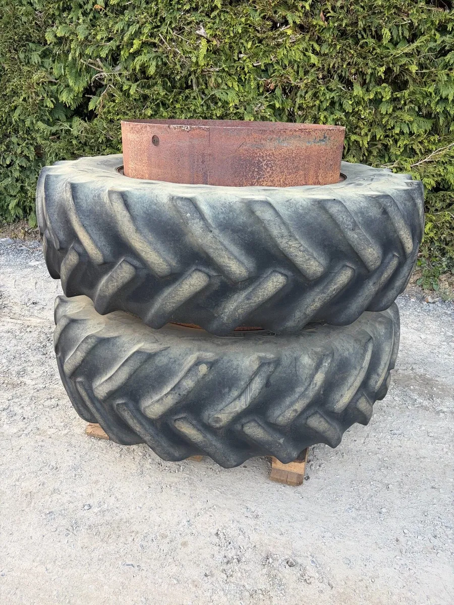 Stocks duals 18.4r38 - Image 1