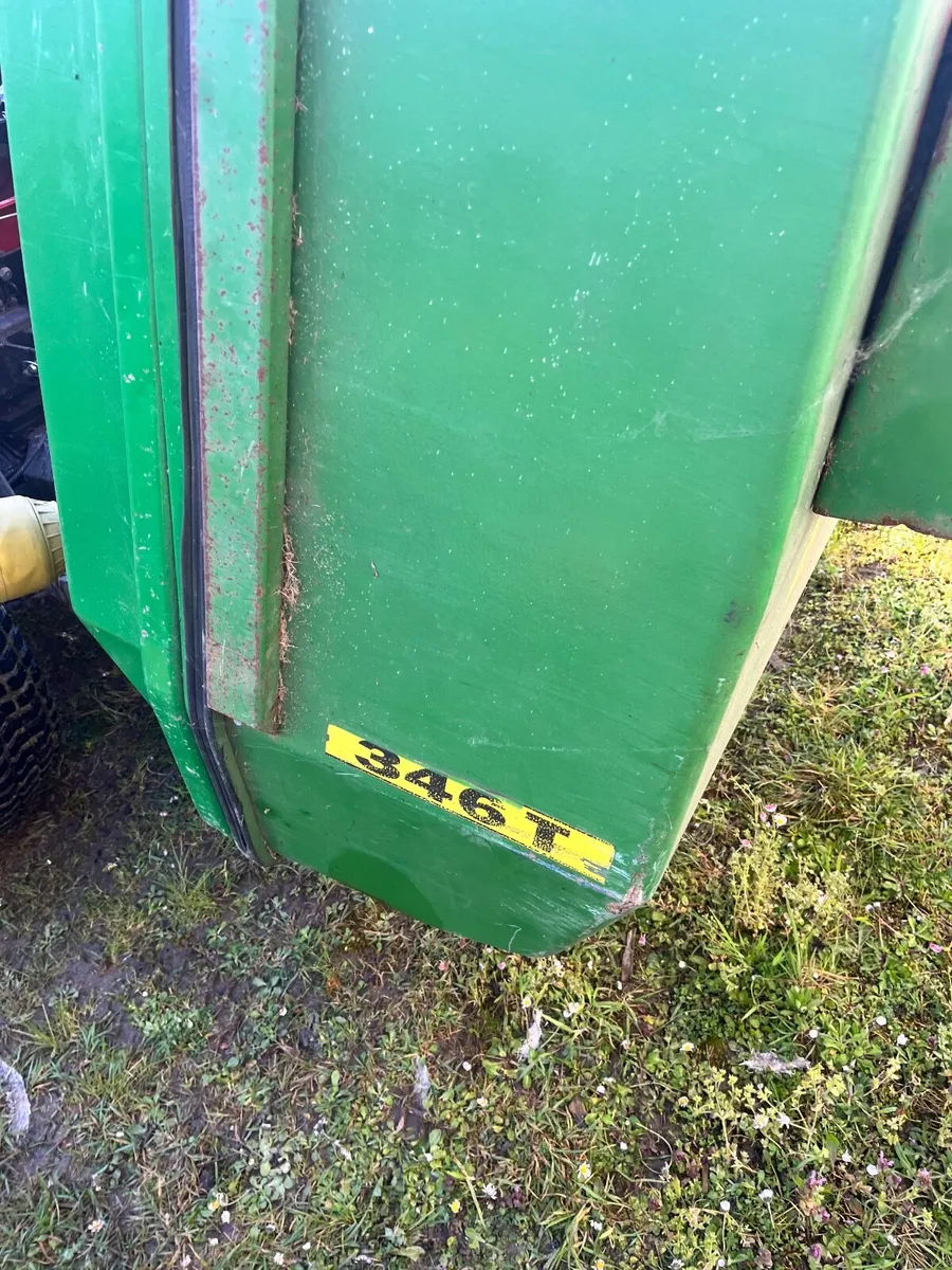John Deere grass collector - Image 3